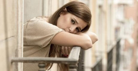 7 vinkkiä ahdistukseen - älä vello huonossa mielentilassa.