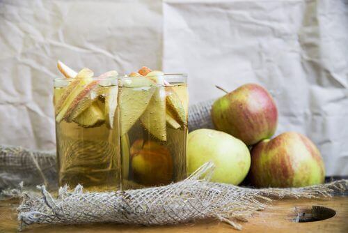 omenaviinietikka bursiitin hoidossa