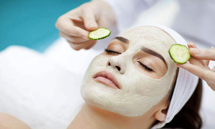 kurkkusiivut silmille