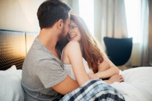 9 vinkkiä parempaan seksiin kumppanisi kanssa