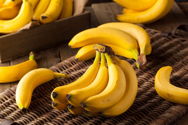 Mitä kehollesi tapahtuu jos alat syömään kaksi banaania päivässä