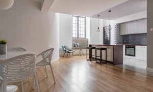 Näin saat kiiltävät lattiat