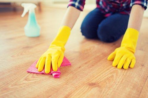 tehokasta siivoustapaa: lattiat