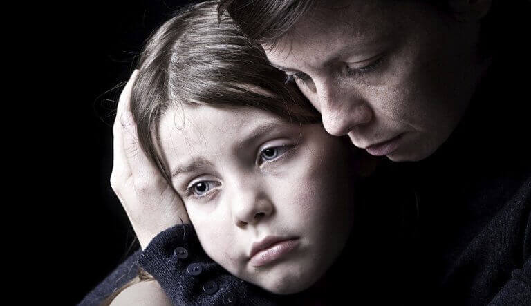 narsistinen äiti aiheuttaa masennusta