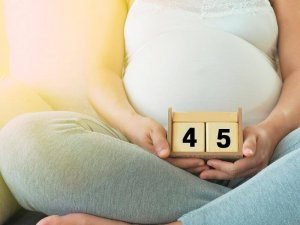 Onko mahdollista tulla luonnollisesti raskaaksi 45-vuotiaana?