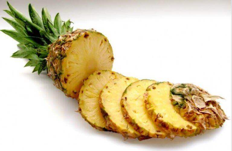 viipaloitu ananas