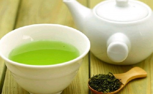 vihreää teetä verenkierron parantamiseksi