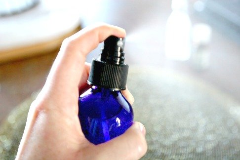 Magnesiumöljyä voi valmistaa myös kotona.