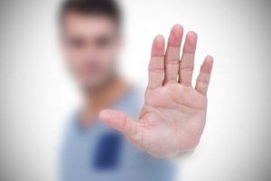 Osaatko asettaa rajat ihmissuhteissa?