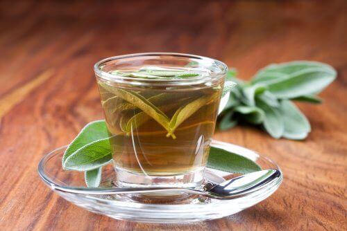 salviaa laajentuneille ihohuokosille