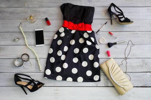 värit vaikuttavat tunteisiin: musta