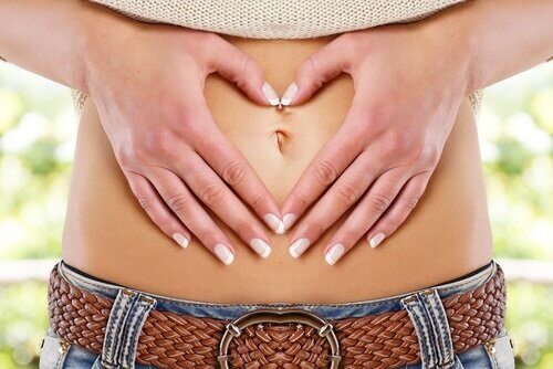 kurkkumehu kohentaa ruoansulatusta