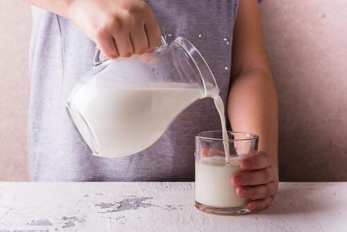 pastöroimaton maito on haitallista ruokaa