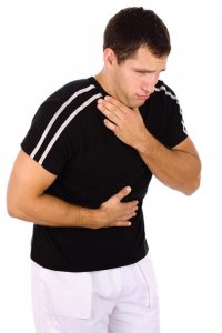 6 luontaishoitoa närästyksen lievittämiseen kotikonstein