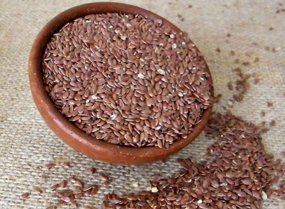 pellavansiemenet rintojen kivun lievittämiseksi