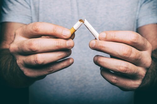 Tupakointi aiheuttaa verenkierto-ongelmia ja suonikohjuja
