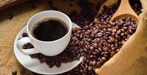 Mitkä ovat kahvinjuonnin hyödyt ja haitat?