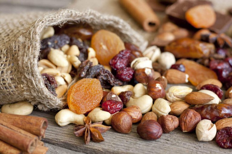 Miksi pähkinöitä ja siemeniä kannattaa syödä?