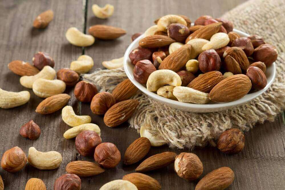 Pähkinät ovat terveellinen lisä ruokavalioon
