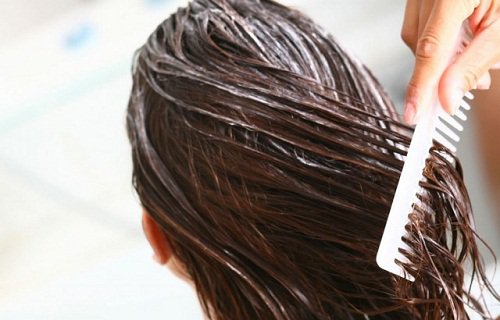 hiusnaamio sähköisille hiuksille