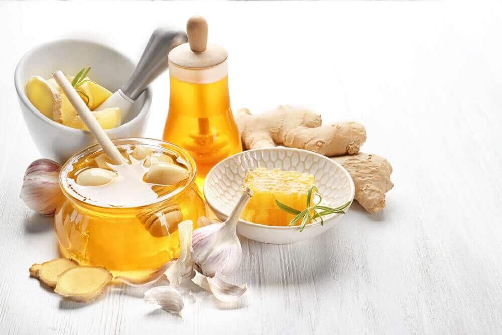 Inkivääri-valkosipuli-hunajahoito korkeaan kolesteroliin