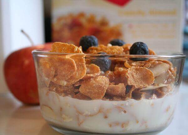 Syö useita pieniä aterioita päivässä