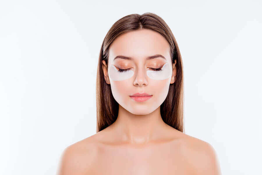 5 meikkivinkkiä silmäpussien peittämiseksi