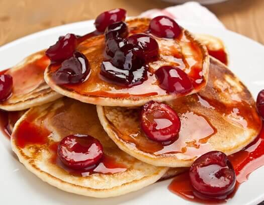 terveellistä aamiaista lapsille: pannukakut