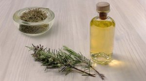 5 kosmeettista hoitoa saadaksesi paksut kulmakarvat