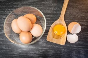 vähennä ruokajätteen määrää: kananmunat