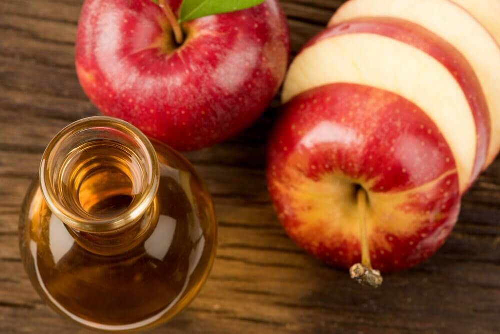 Omenaviinietikka auttaa ehkäisemään oksentamista