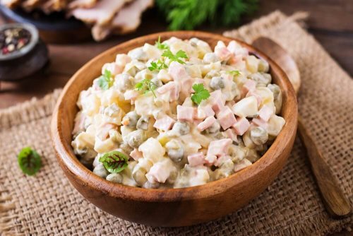 Herkullinen ja helppo salat olivier