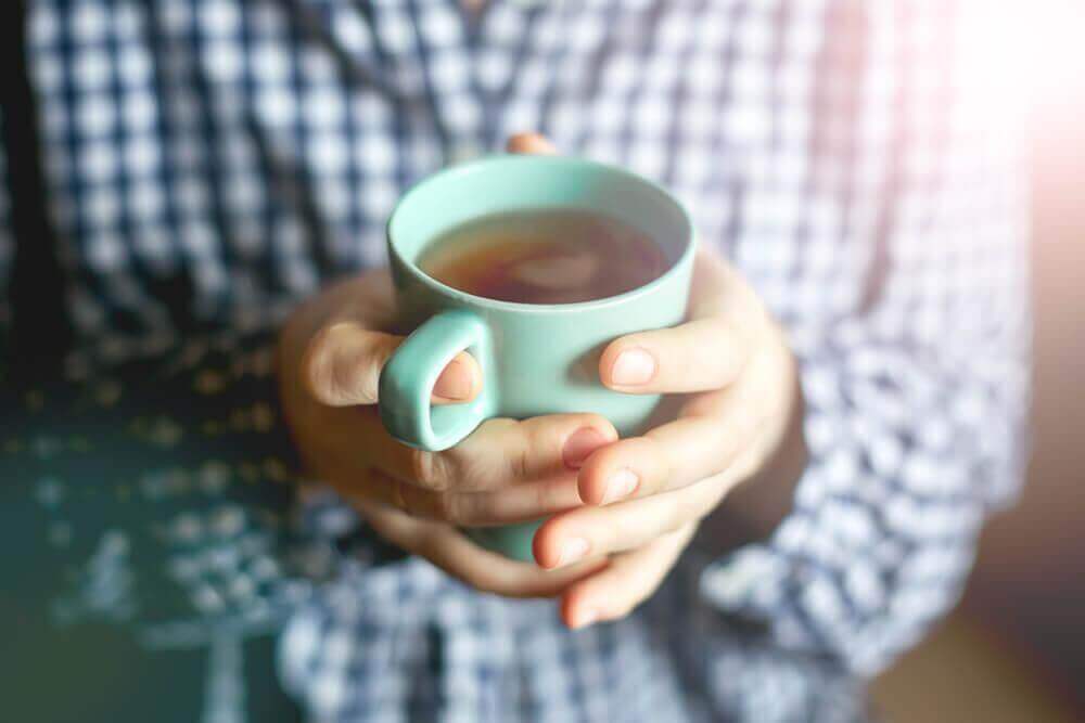 maarianohdake puhdistaa esimerkiksi teen muodossa