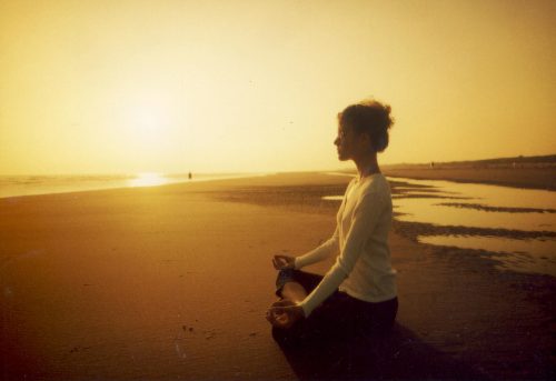 meditointia merenrannalla