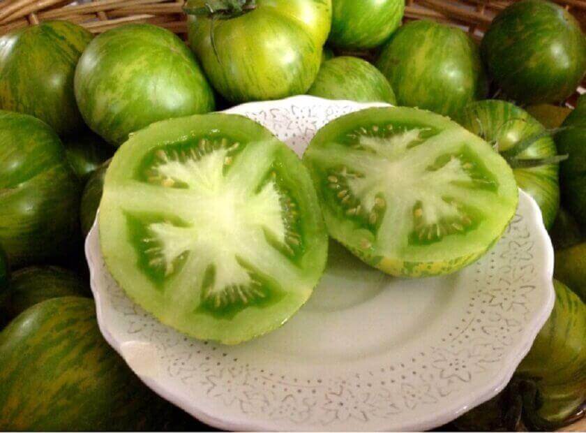 vihreä tomaatti auttaa huuliherpekseen