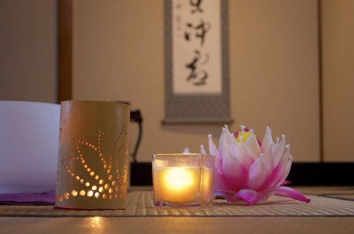 Japanilainen sisustus auttaa ylläpitämään kodin siisteyttä ja järjestystä.