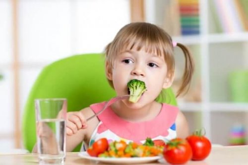 Kuusi reseptiä, joilla lapsen saa syömään kasviksia