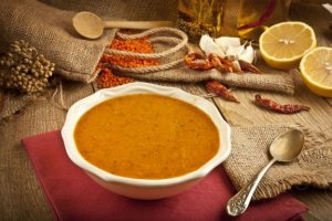 Herkullinen soseutettu linssikeitto