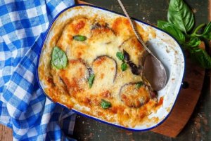 Opi valmistamaan kreikkalainen moussaka