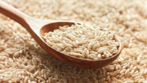 Riisin kypsentäminen mikrossa nopeuttaa ruoanlaittoa