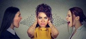 Näin otat etäisyyttä myrkyllisiin ihmisiin