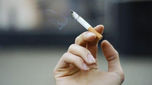 Tupakointi pahentaa gastriittia