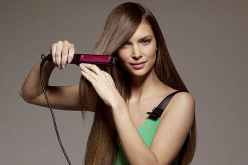 Olisitko uskonut, että voit pitää huolta vaatteistasi hiustensuoristajan avulla?