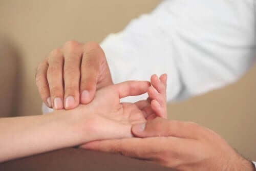 Jännetulehduksen lievittäminen ammattilaisen neuvoilla