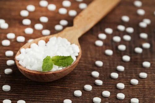 Stevia on luonnollista sokerin korviketta