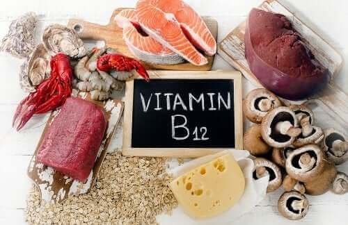 Mitä B12-vitamiinista tarvitsee tietää?