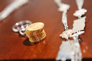 Häätraditiot: hääkolikot yhtenäisyyden symbolina