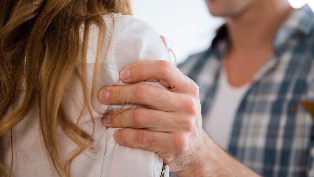 kaltoinkohtelu parisuhteessa