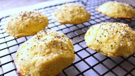 Seesaminsiemenet ovat suosittuja paistotuotteissa