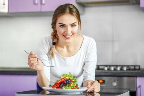 Ravitseva kasvisruokavalio: varmista kaikkien ravinteiden saanti